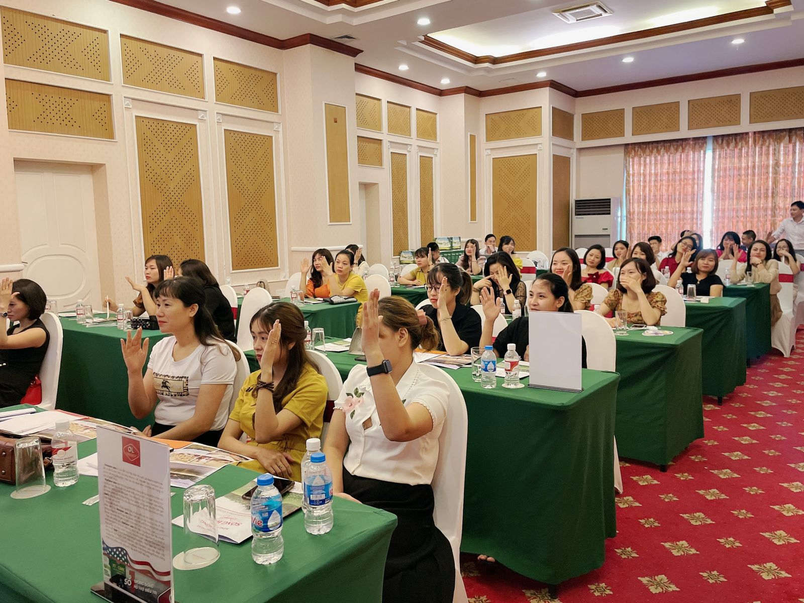 Hội thảo ngành mẹ và bé